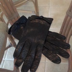 Vintage leather French gloves